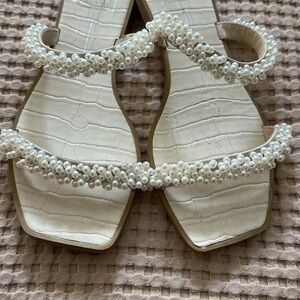 Elegant Cream Pearl-Embellished Sandals